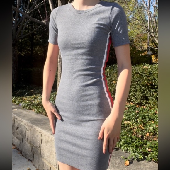 Body con H&M dress - Picture 1 of 3